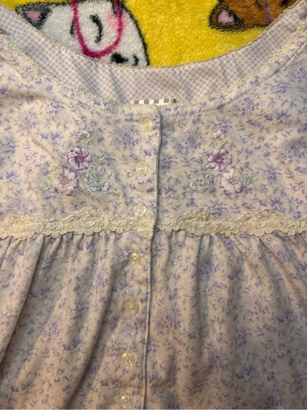 Vintage White Stag Girls Lavender Floral Nightgown Dress